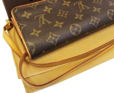 monogram pochette louis vuitton|louis vuitton pochette wallet.